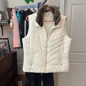 Studio Works Cream Quilted Vest with Faux Fur Collar
